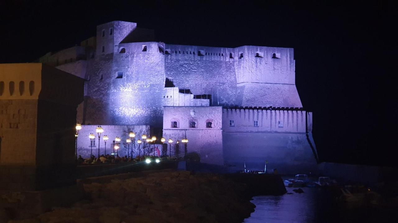 مبيت وإفطار نابولي Domus Armenio المظهر الخارجي الصورة